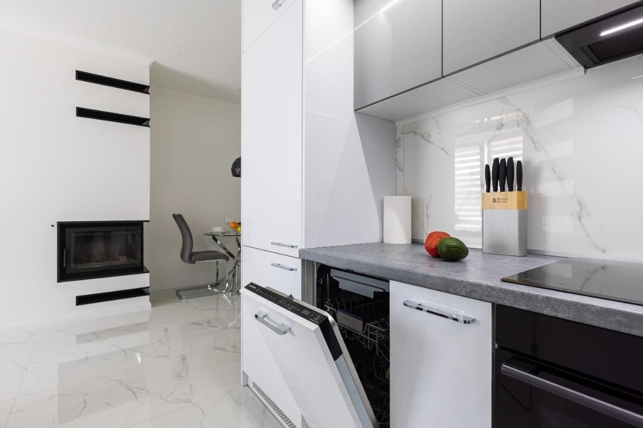 Apartament Z Basenem I Kominkiem ,,Baltic Sun” Sztutowo Eksteriør billede