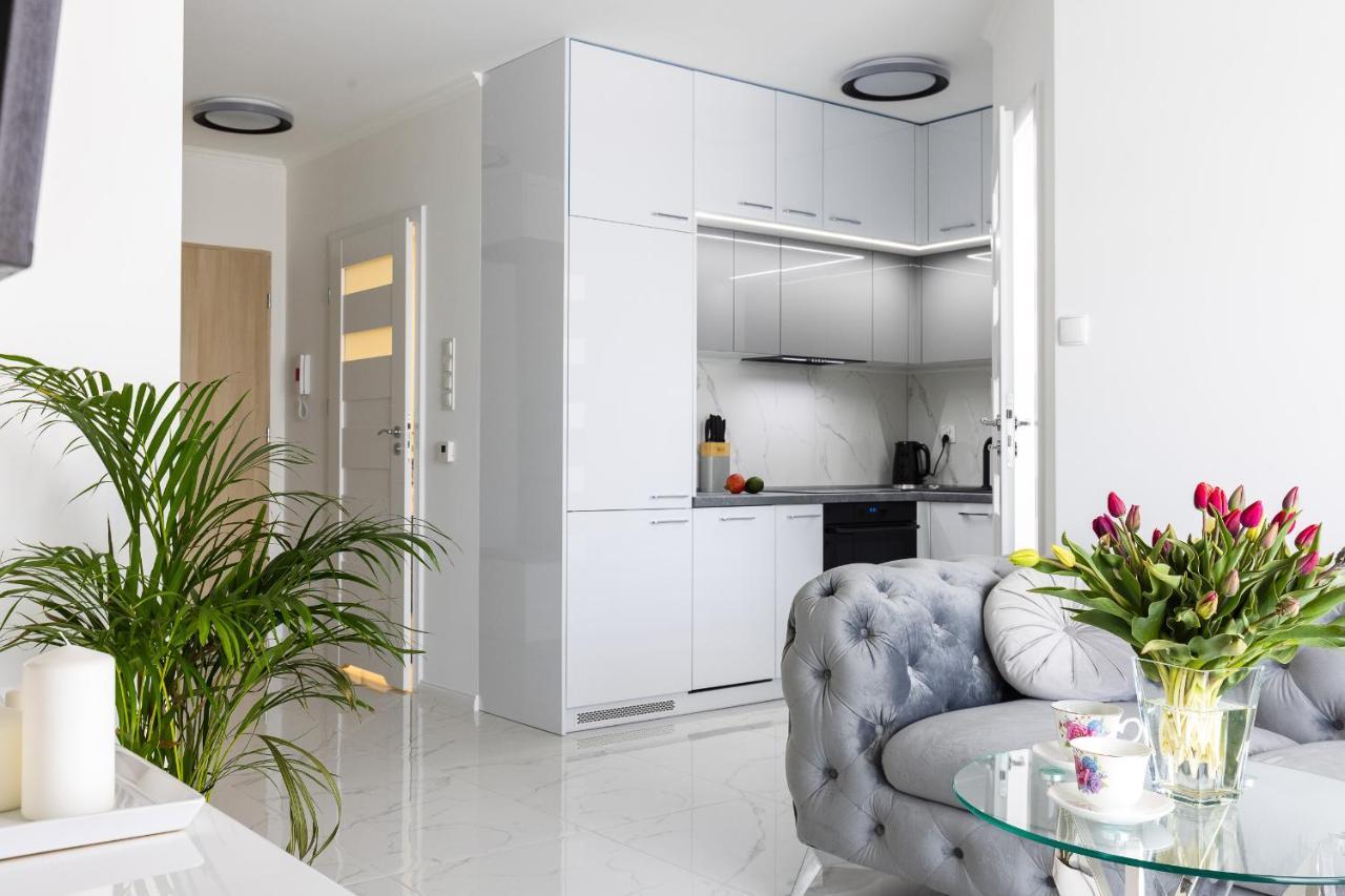 Apartament Z Basenem I Kominkiem ,,Baltic Sun” Sztutowo Eksteriør billede